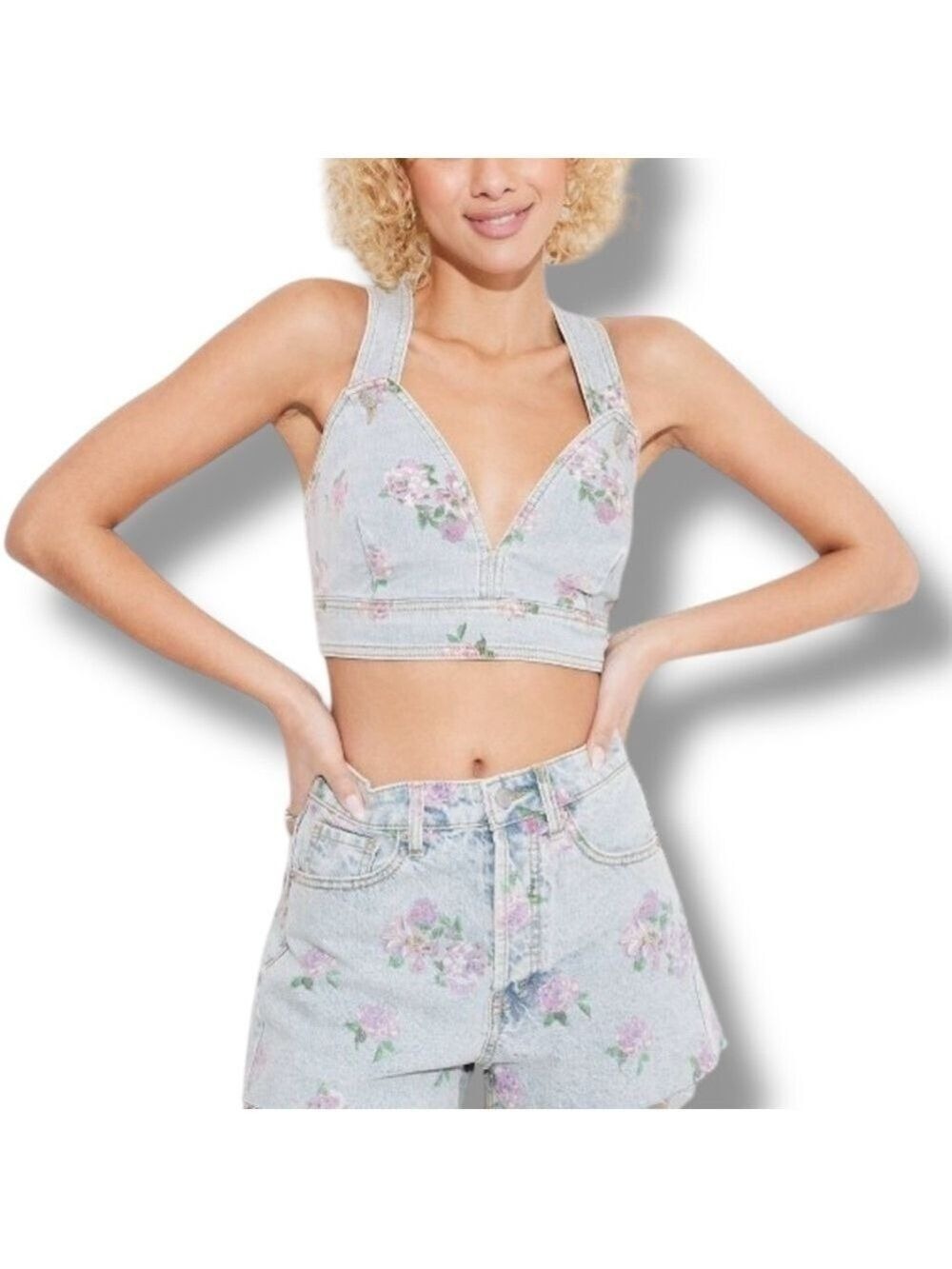 NWOT Wild Fable Light Wash Floral Blue Pink Denim Vest - Size Large